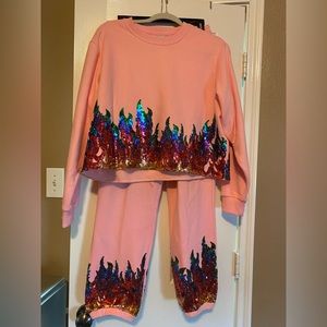 Queen of Sparkles Pink Flame sweatshirt & joggers NWT S
